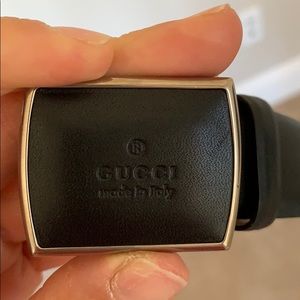 Authentic Gucci men’s belt excellent condition